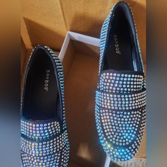 NWT Bamboo rhinestone loafers size 8.5 - Picture 2 of 7
